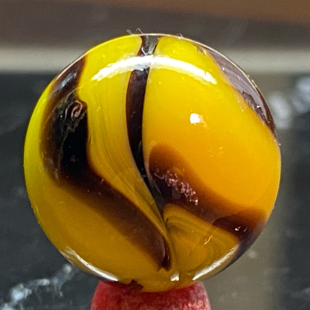 One Traditional Vacor Bee Cool Bumblebee 5/8 Inch Glass Marble - Picture 2 of 11